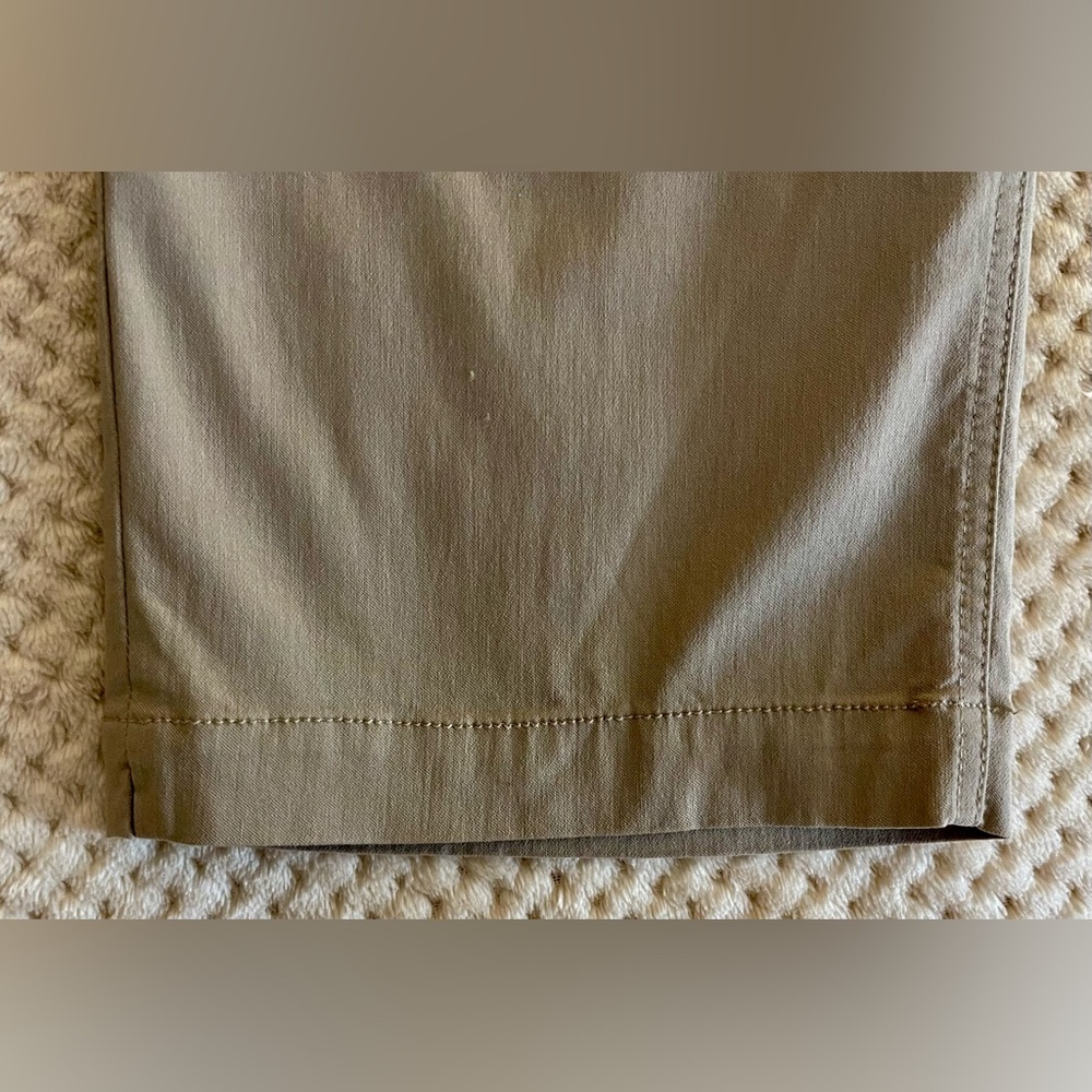 Women’s “Slim-sation by MULTIPLES” Slimming Khaki Capris - Picture 3 of 12